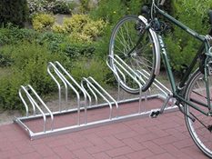 Fahrradständer, Modell Nil, Stahl verzinkt, einseitig, für Mountain-Bikes, 3er-Stand, Radabst. 400 mm, Gesamtl. 1200 mm